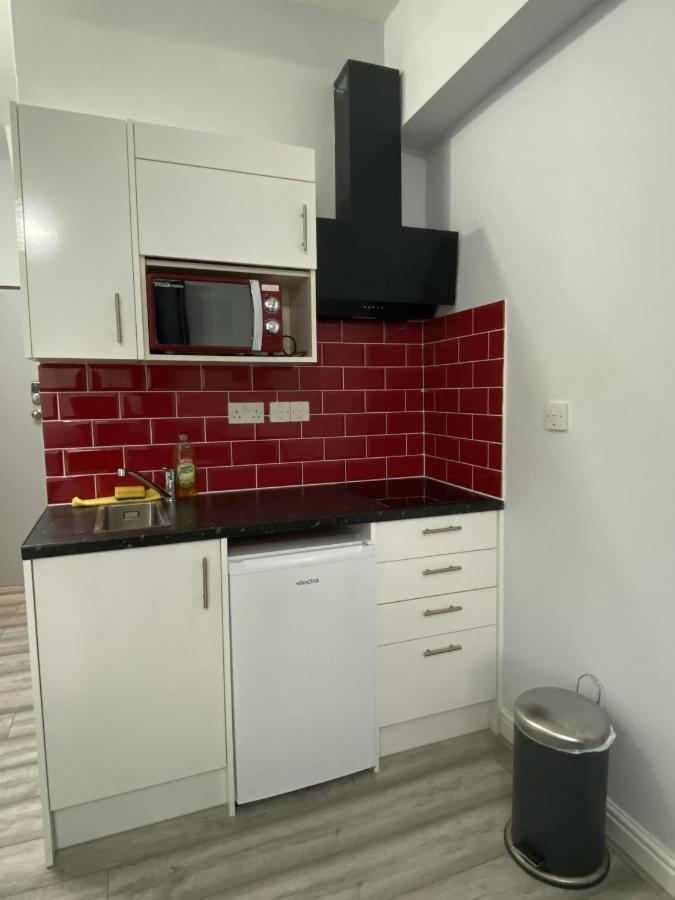 Comfortable - Cosy - Budget Studios In City Center Londra Exterior foto