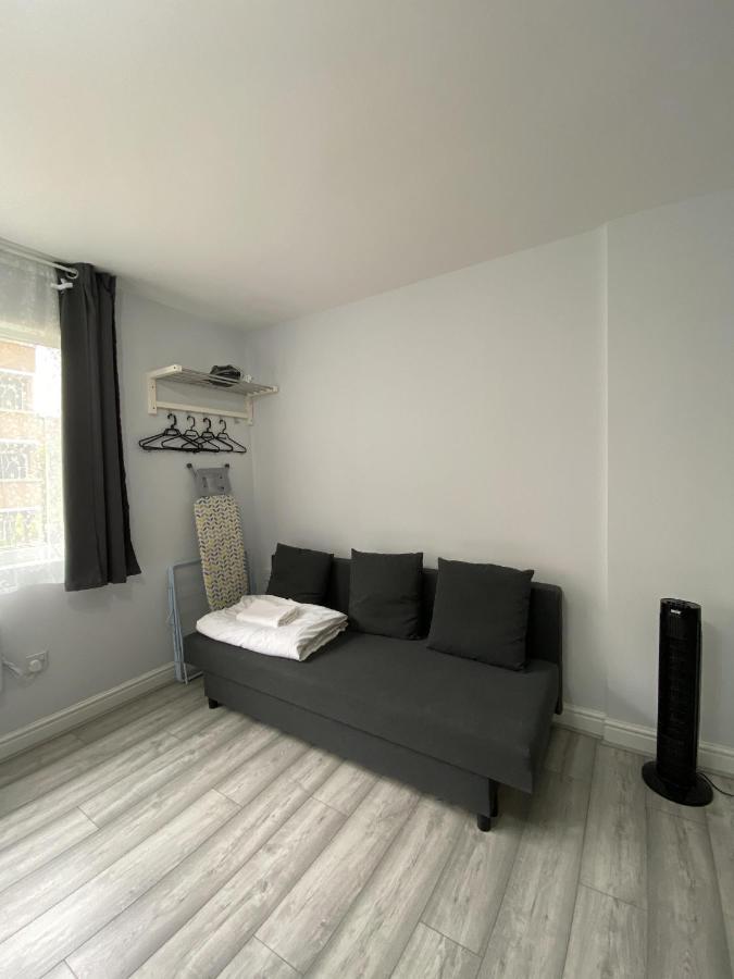 Comfortable - Cosy - Budget Studios In City Center Londra Exterior foto
