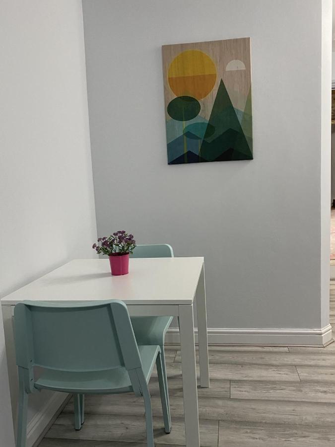 Comfortable - Cosy - Budget Studios In City Center Londra Exterior foto
