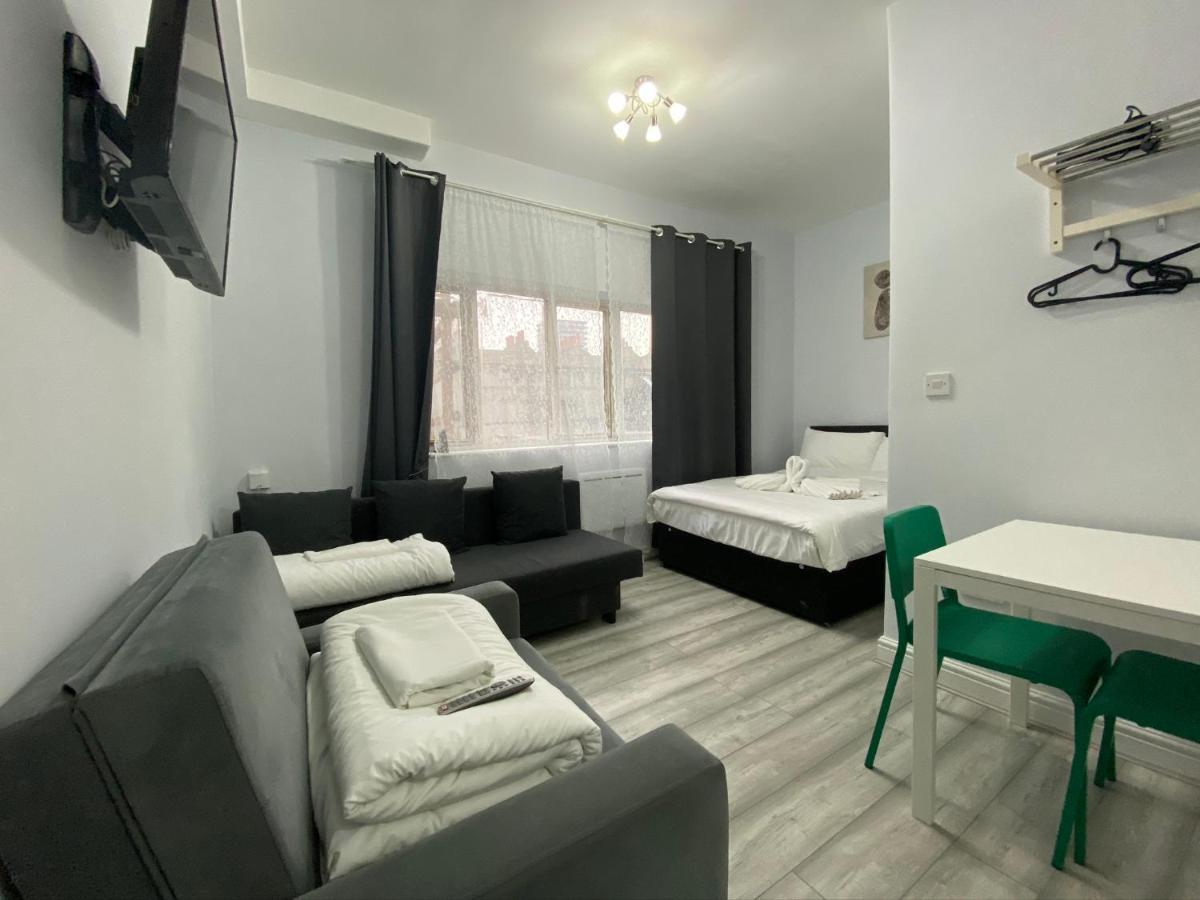Comfortable - Cosy - Budget Studios In City Center Londra Exterior foto