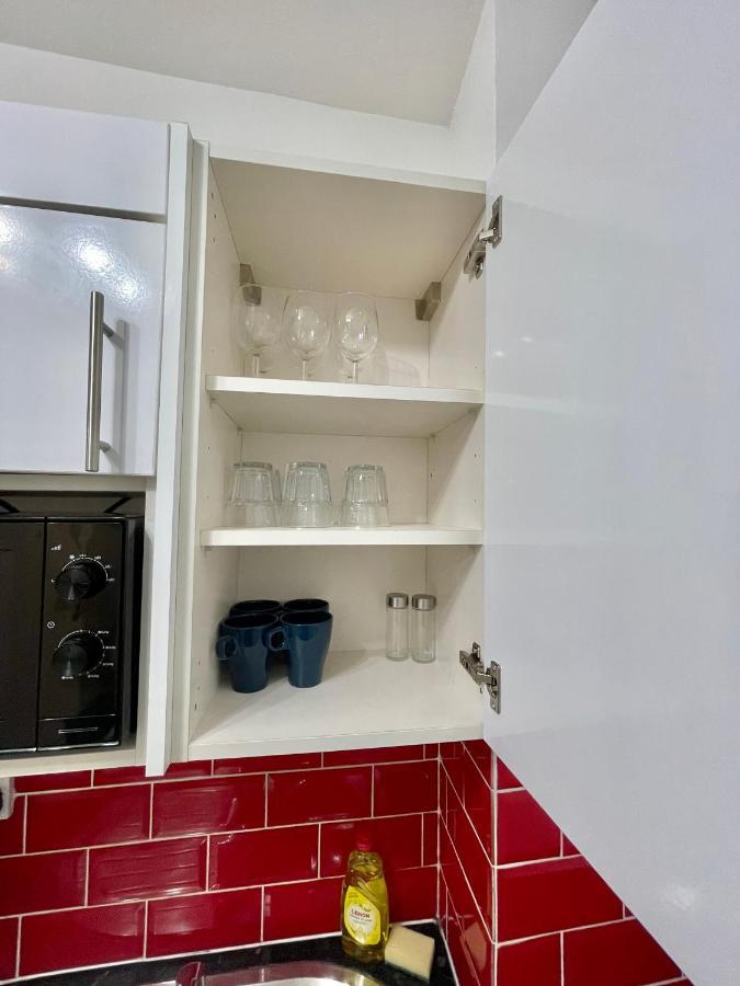 Comfortable - Cosy - Budget Studios In City Center Londra Exterior foto