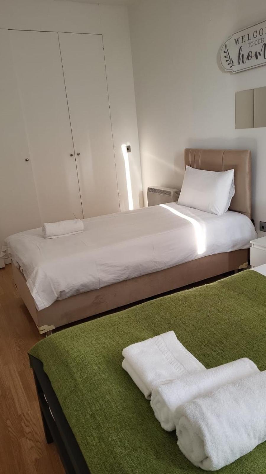 Comfortable - Cosy - Budget Studios In City Center Londra Exterior foto