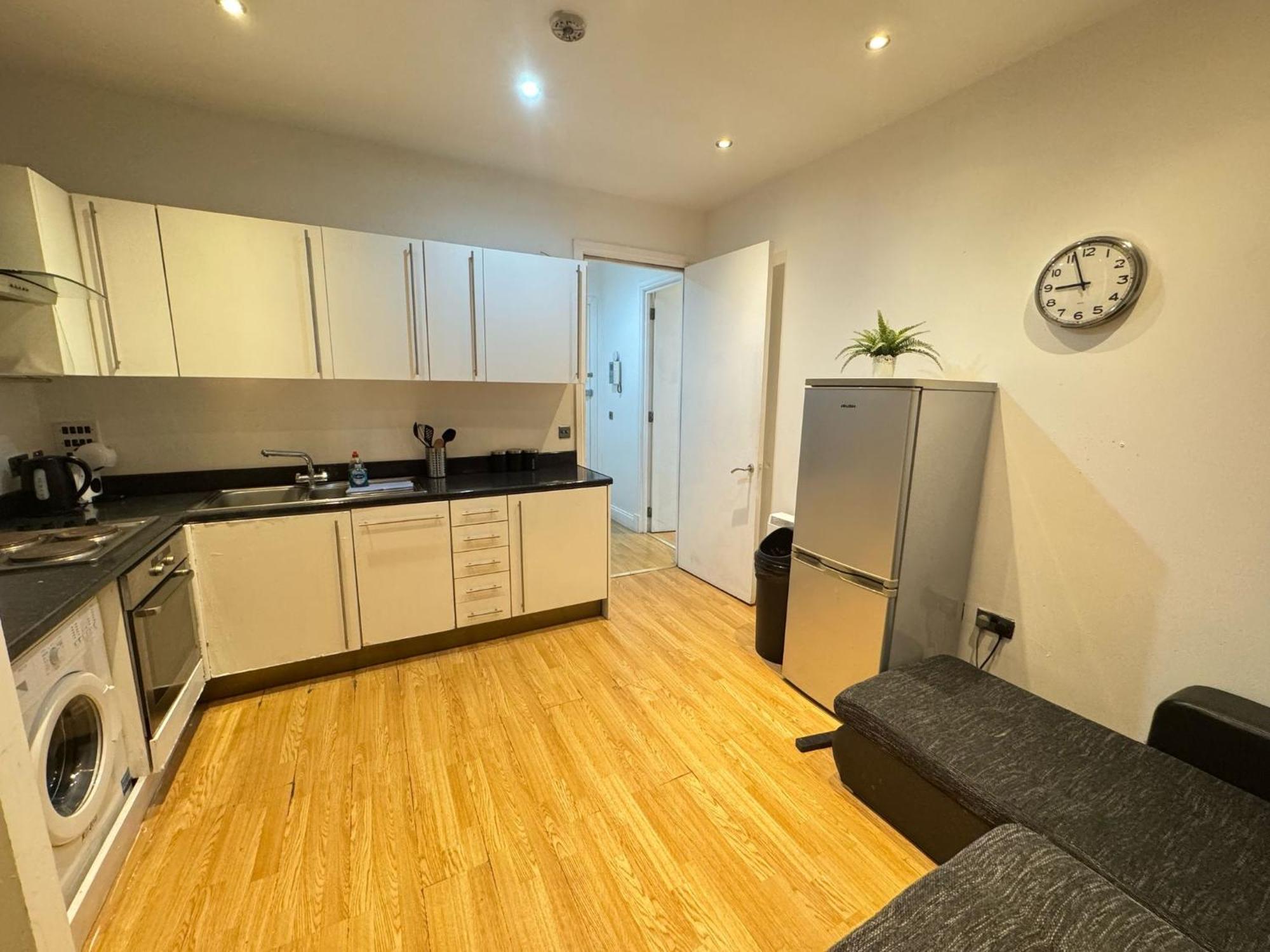 Comfortable - Cosy - Budget Studios In City Center Londra Exterior foto