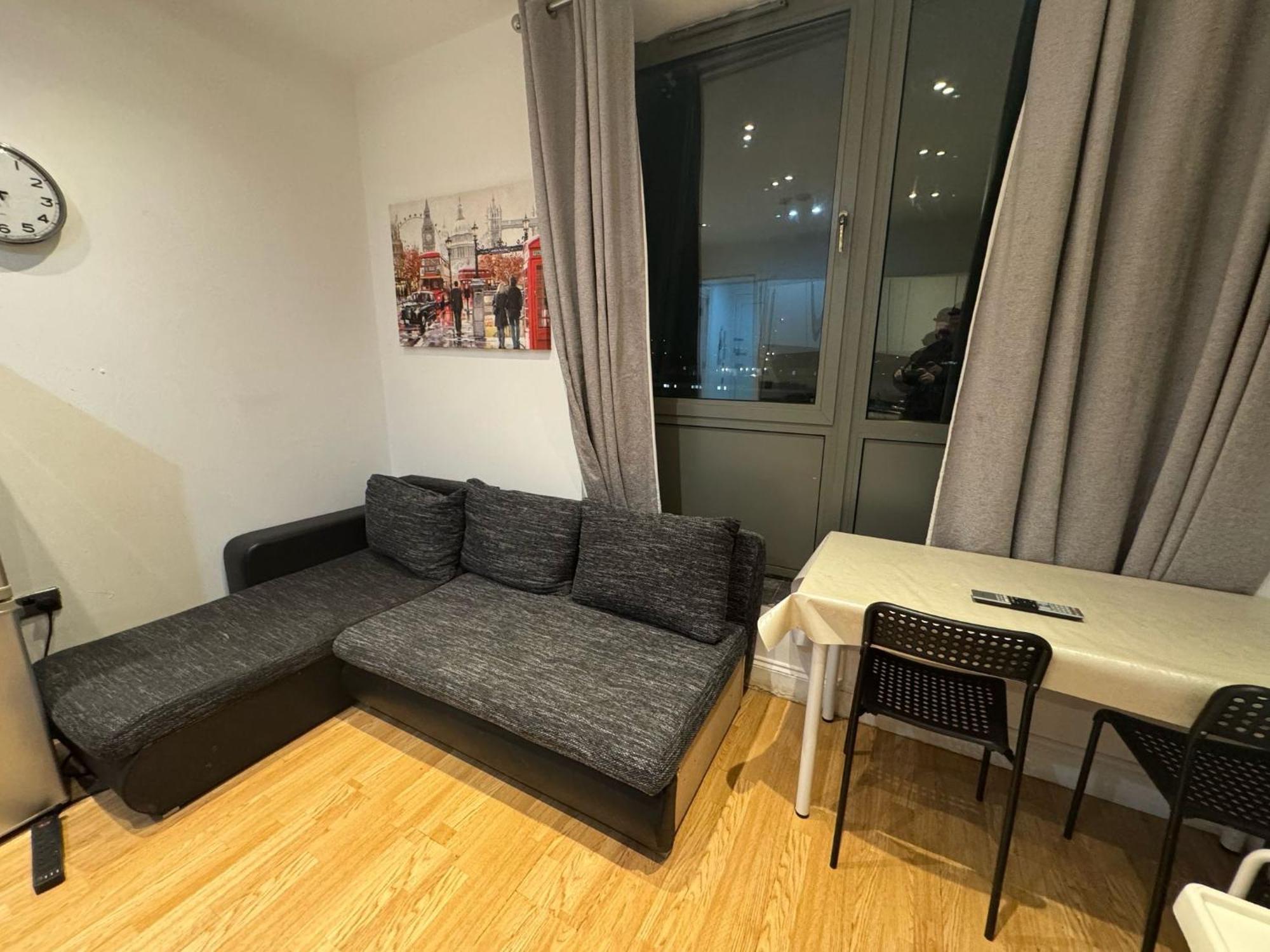 Comfortable - Cosy - Budget Studios In City Center Londra Exterior foto