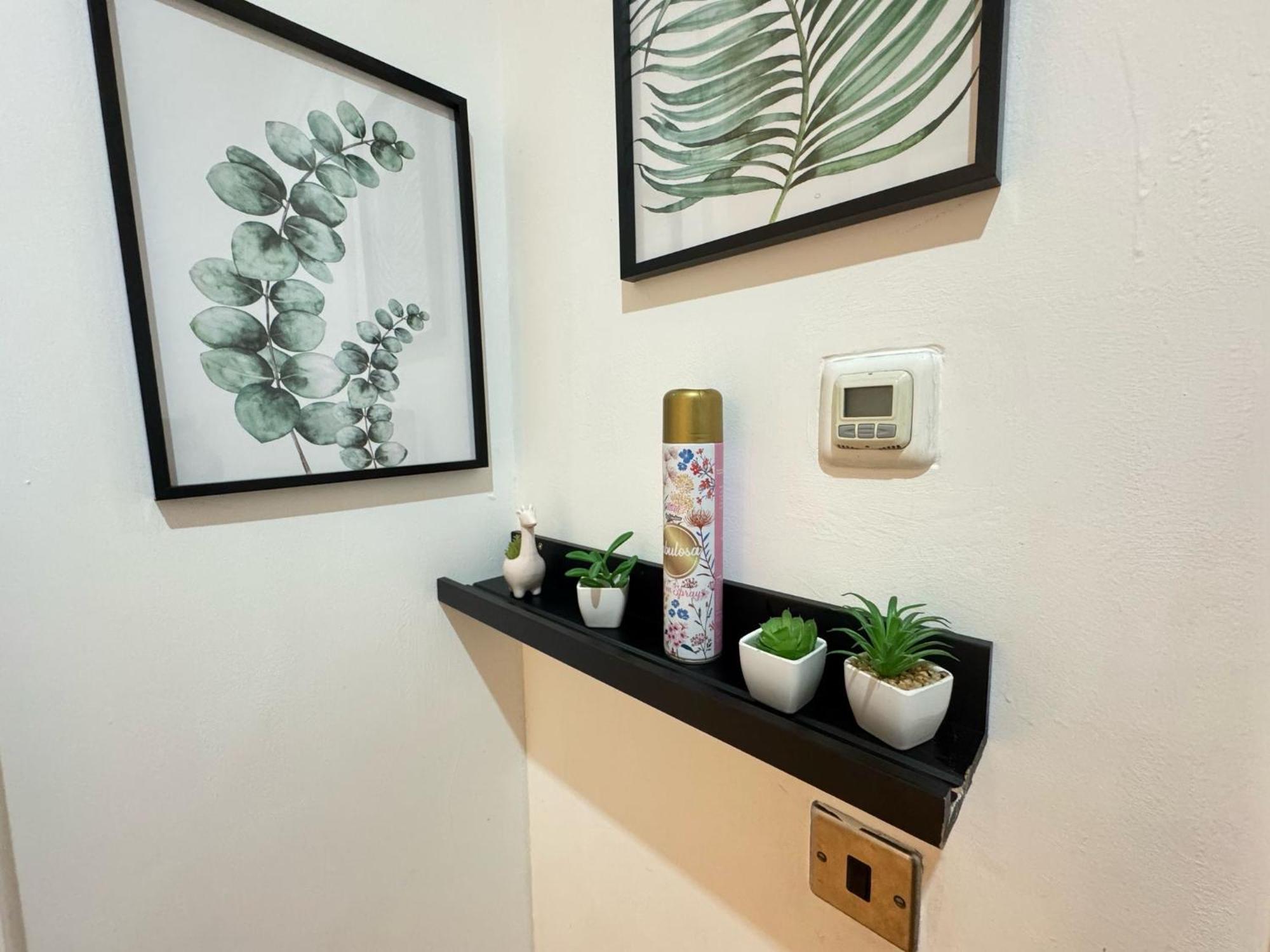 Comfortable - Cosy - Budget Studios In City Center Londra Exterior foto